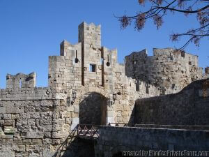 Las Puertas, La Ciudad Medieval de Rodas